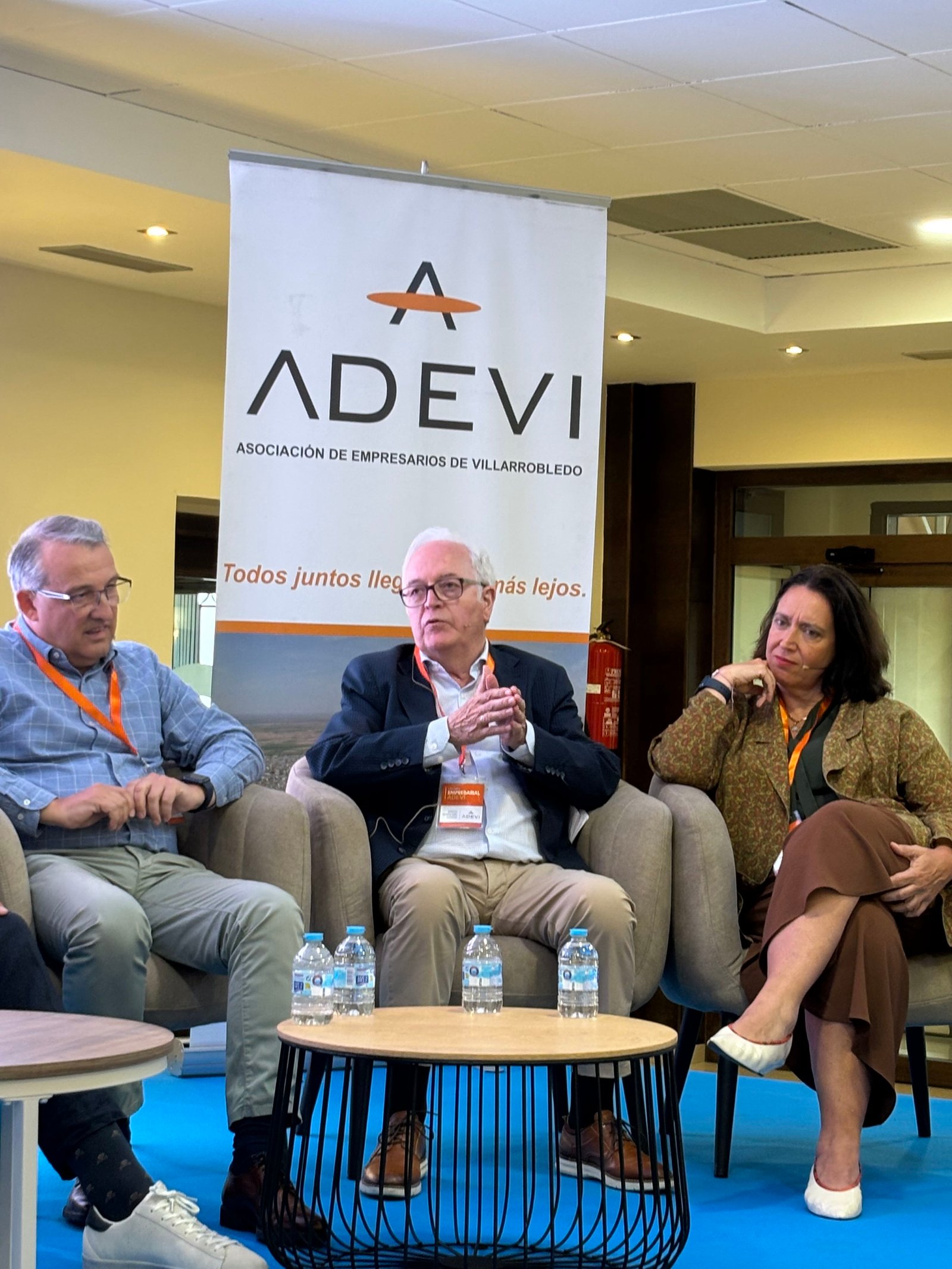 Foto — I Foro Empresarial ADEVI